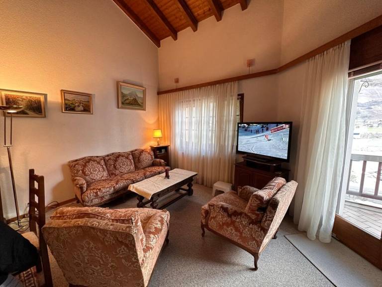 Holiday apartment with pool, jacuzzi & sauna | Good for workation | Pet-friendly — photo 2