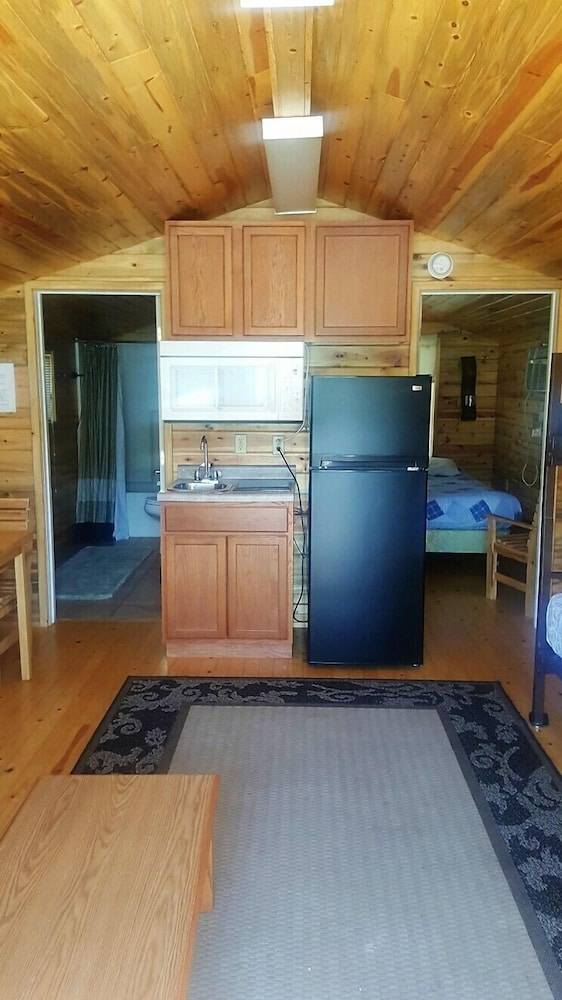 Cabin Sturgis
