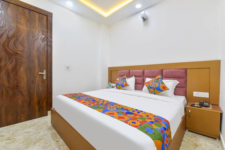 FabHotel Hari Residency