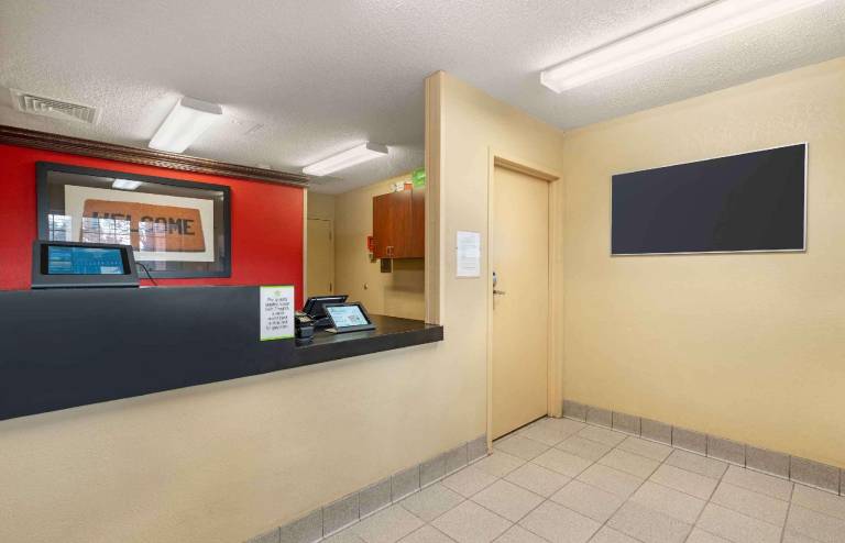 Extended Stay America Select Suites - Newport News - Oyster Point — photo 5