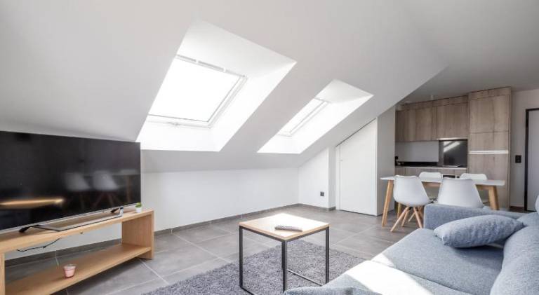 Rental apartment with terrace — photo 2