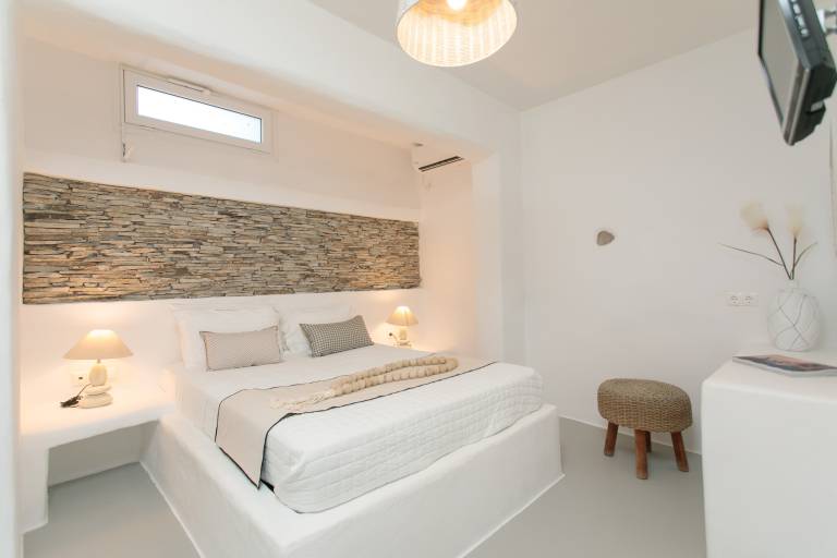 Aparthotel with garden, pool & fast internet | Beach view | Suitable for remote work — photo 4