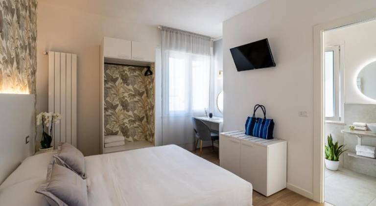 Rental apartment with 3 rooms for 10 persons — photo 2