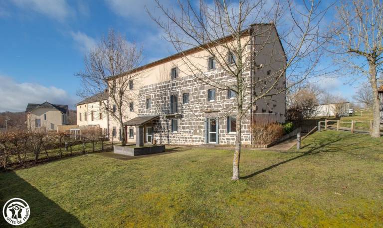 Pension Charbonnières-les-Varennes