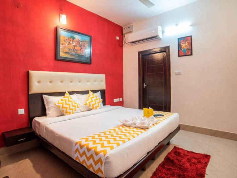 Hotel Yash Residency Near Assi Ghat