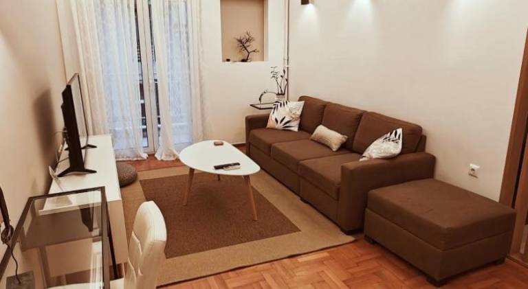 Think Home, exploring the center of Thessaloniki in Thessaloniki