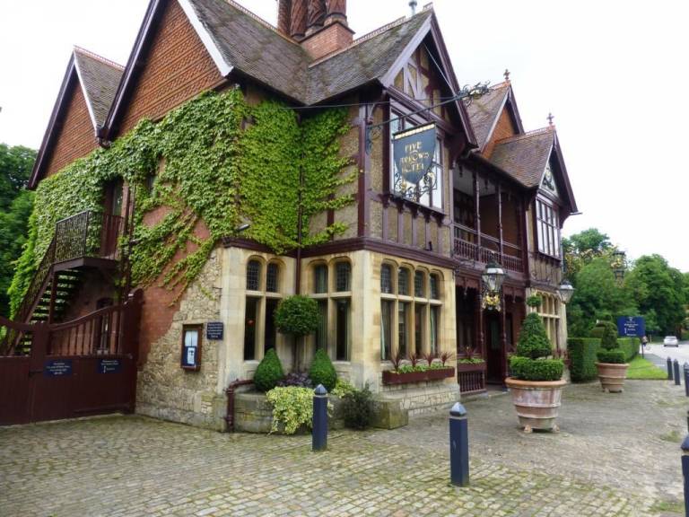 The Five Arrows Hotel in Aylesbury