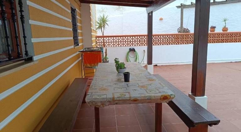 Rental apartment with barbecue & garden — photo 5