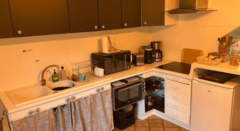 House with 2 rooms for 4 persons — photo 4