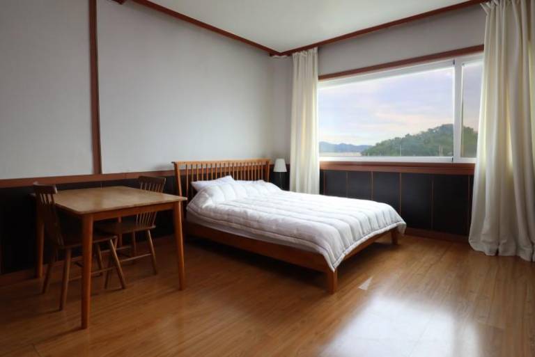Eulwang-ri Hippo Pension in Incheon
