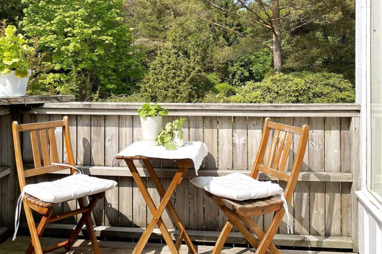 Wonderful vacation home with yard | Pet-friendly — photo 3