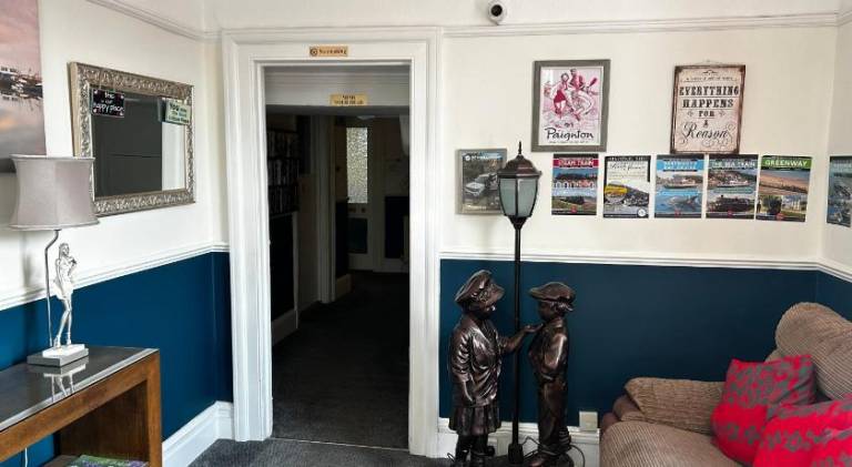 Amber House — photo 4