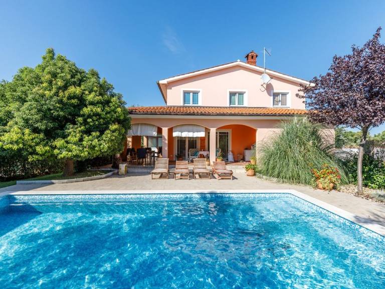 Ferienhaus Peroj