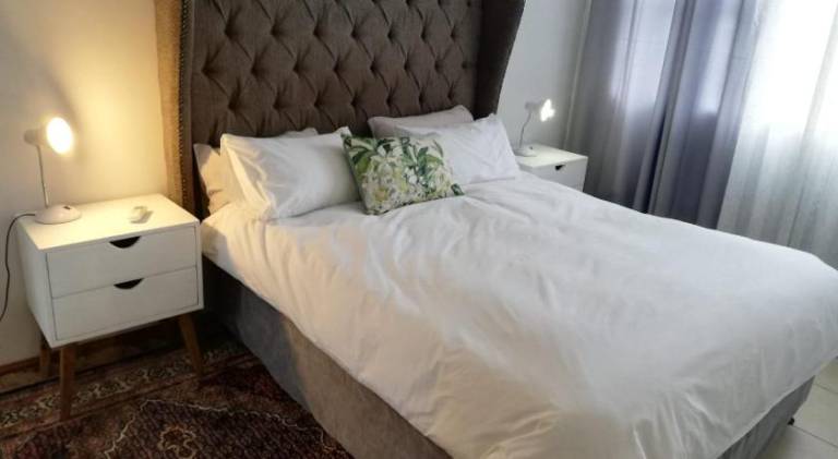 Rondebosch East Garlandale STRICTLY HALAAL fresh garden cottage