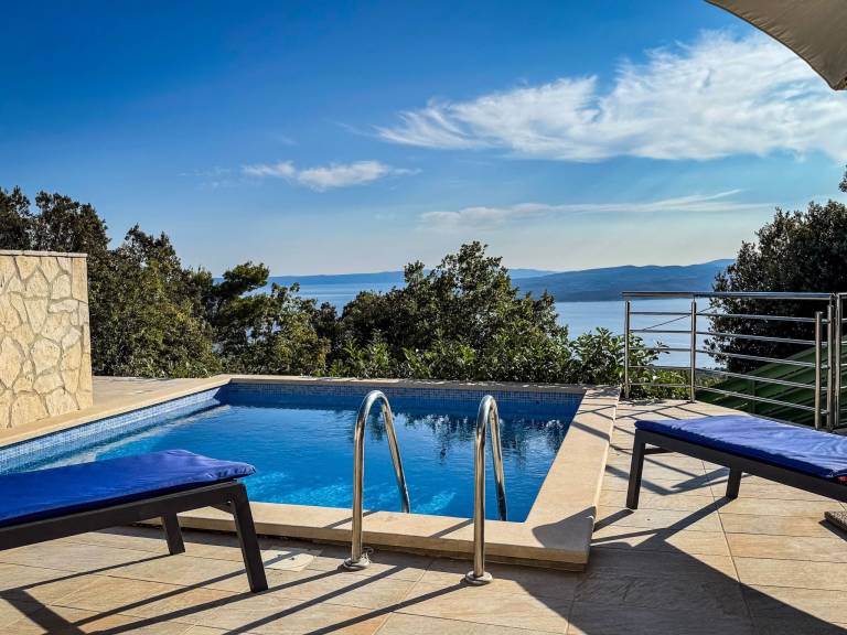 Günstiges Ferienhaus mit Pool und Meerblick — photo 5
