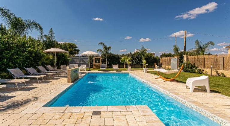 Pleasant villa with yard, BBQ & pool | Pet-friendly in Ugento