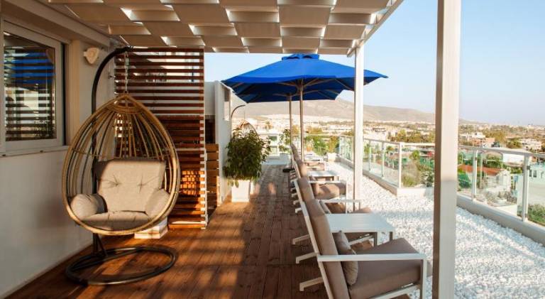 Family-oriented big rental apartment with garden, jacuzzi & terrace | Next to the beach | Pets allowed — photo 3