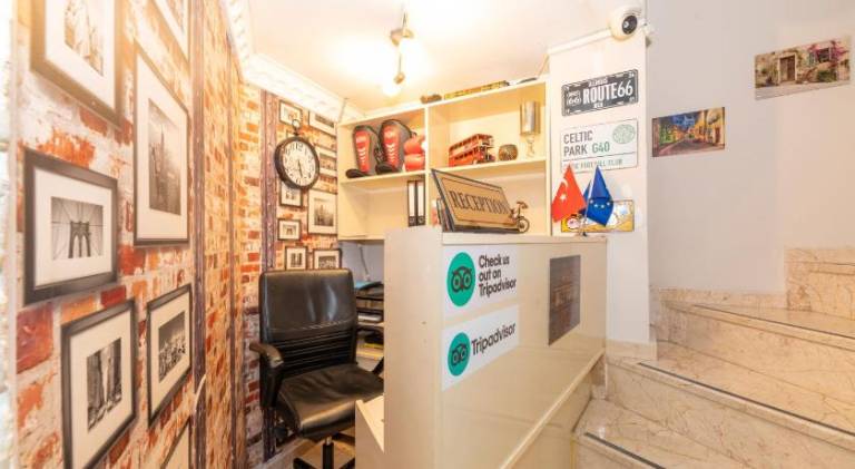 Serviced apartment with terrace | Next to Taksim Square | Suitable for remote work | Pet-friendly — photo 4