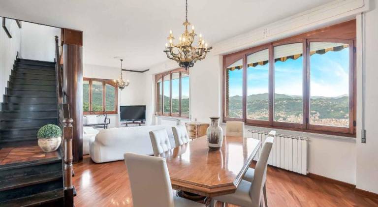 Holiday apartment with 4 rooms for 7 persons in La Spezia