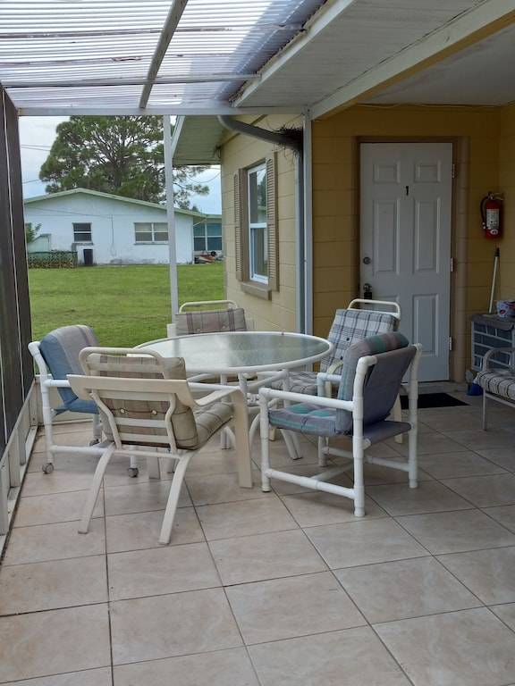 Apartment  Warm Mineral Springs