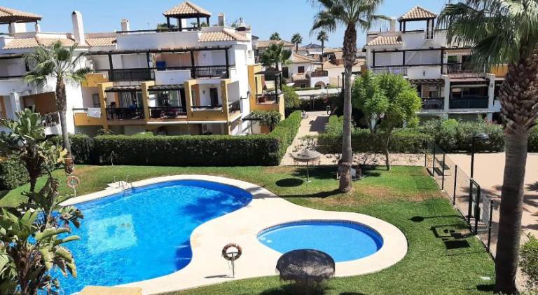 Fully equipped wonderful apartment with private pool, barbeque & terrace | Pets allowed — photo 2