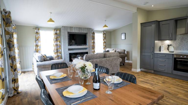 Lodge  Hastings