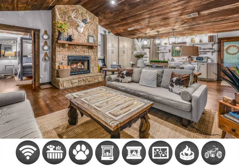 Cabin  Townsend