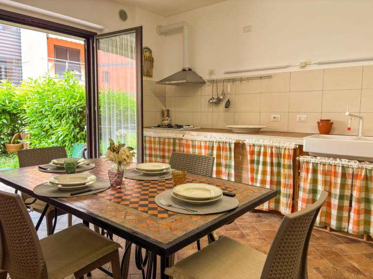 Apartment with 1 room for 4 persons — photo 3