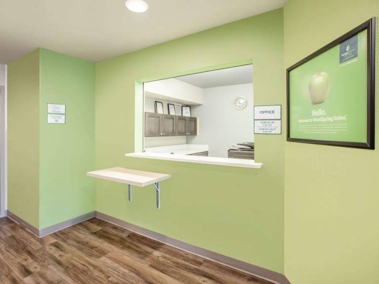 WoodSpring Suites Richmond West I-64 — photo 4