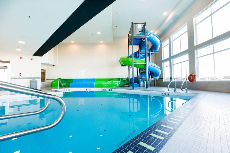 Holiday Inn Hotel & Suites Calgary South - Conference Ctr By IHG — photo 4