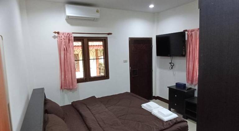 Villa with 2 rooms for 4 persons — photo 2