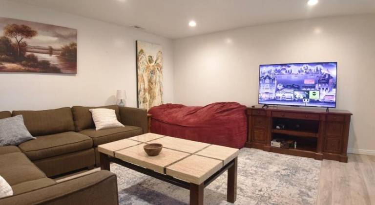 Holiday apartment with jacuzzi — photo 2