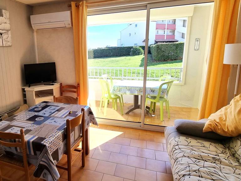 Holiday apartment with pool | Next to the beach | Pets are welcome — photo 2