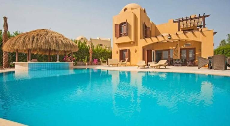 Beautiful villa with pool | Next to the beach | Pets allowed in Hurghada