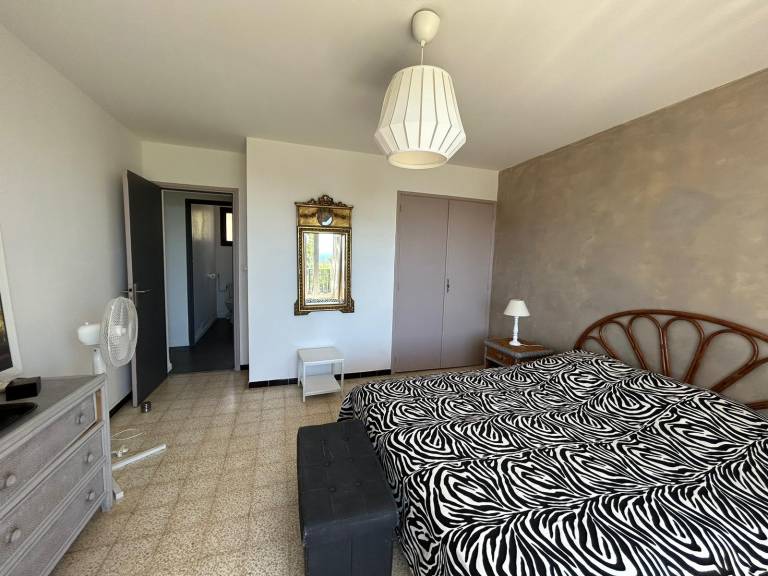 Child-friendly wonderful vacation home with yard | Panoramic view | Beach nearby | Pets are welcome — photo 5
