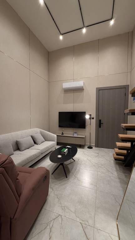 Holiday apartment | Next to Rainbow Street | City view — photo 2