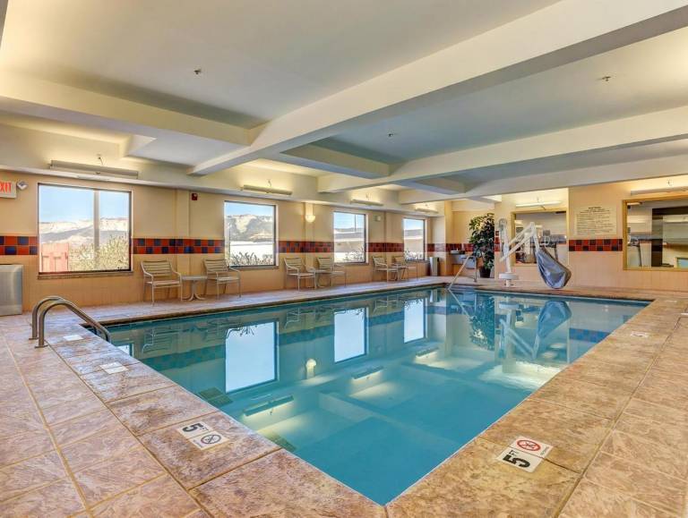 Hampton Inn & Suites Rifle — photo 4