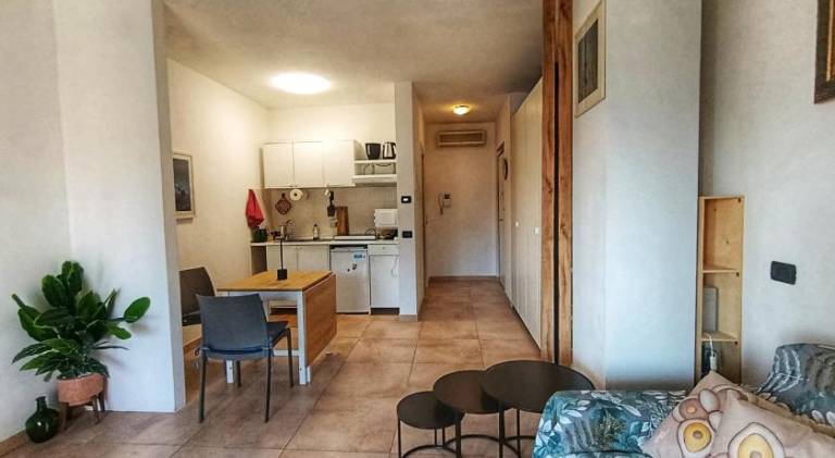 Rental apartment with 1 room for 2 persons in La Spezia