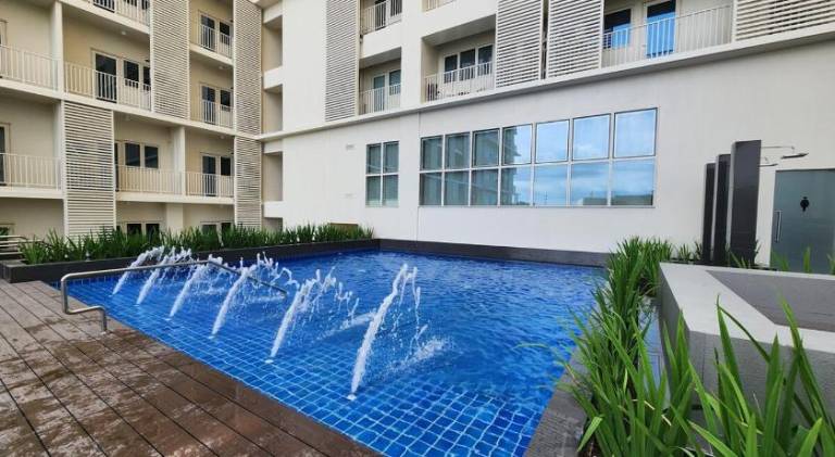 Modern 1 br in Park Mckinley West with Breathtaking view fast internet — photo 5