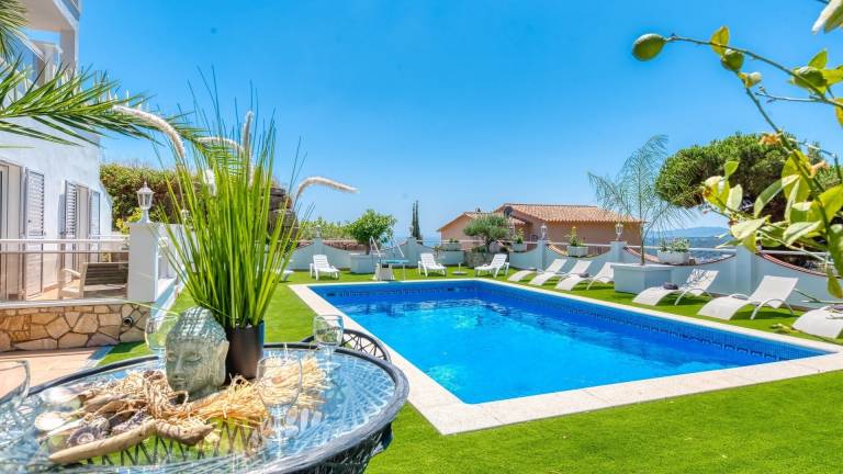 Villa "Costacabana - Maribel" with Private Pool, 3 Private Terraces & Wi-Fi — photo 3