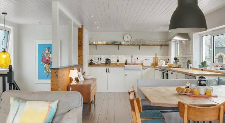 Vacation home with 4 rooms for 8 persons in Bude