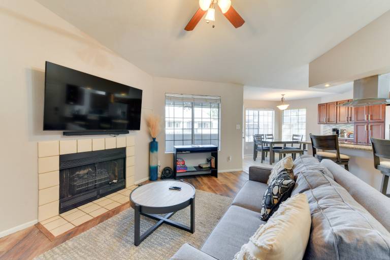 Balcony & Pool Access: Quiet West Chandler Condo — photo 4