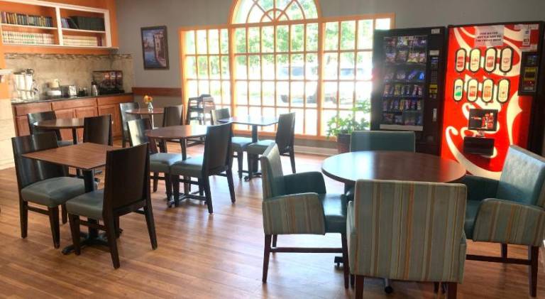 Guest House Inn Medical District near Texas Tech Univ — photo 3
