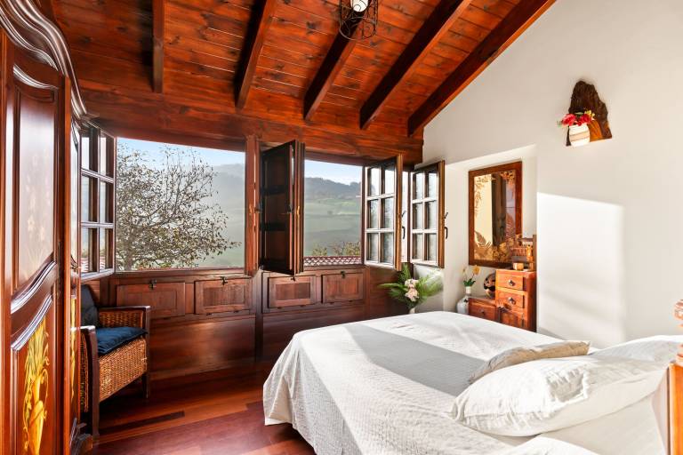 Casa  Tazones
