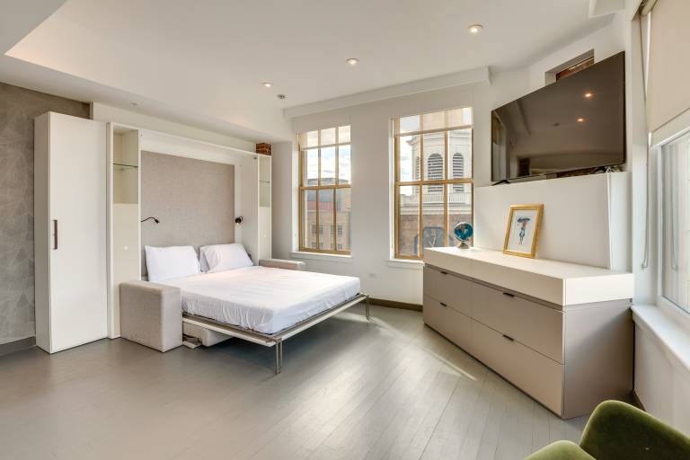 Central Studio w Community Perks in Newark