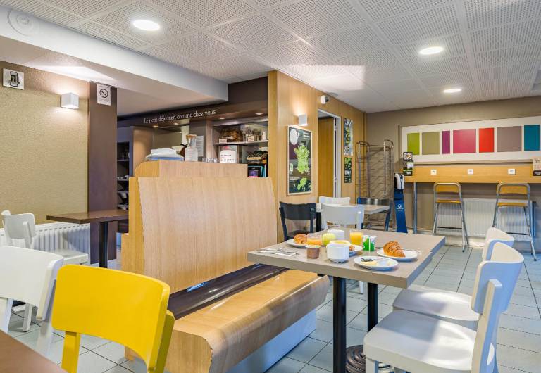 B&B HOTEL Tours Nord 1 Val de Loire — photo 2