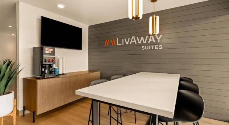 LivAway Suites Nashville-Smyrna — photo 4
