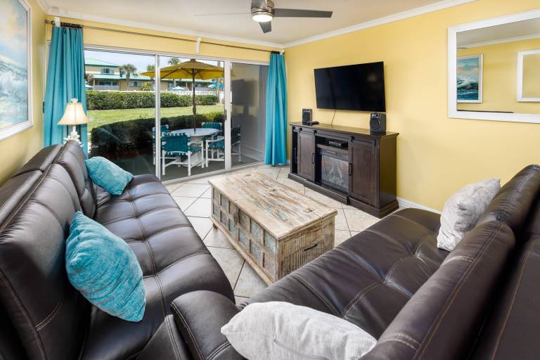 214B - 1BR/1 Bath at Seaspray Condos on Okaloosa Island, Fort Walton Beach, Fl — photo 2