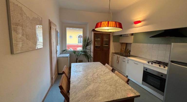 Big rental apartment | Near Two Towers | Dogs allowed — photo 3