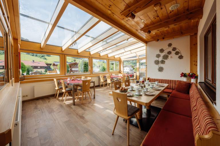 Ferienwohnung mit Hund in Maria Alm, Maria Alm am Steinernen Meer für max. 4 Personen Ferienwohnung mit Hund in Maria Alm, Maria Alm am Steinernen Meer für max. 4 Personen